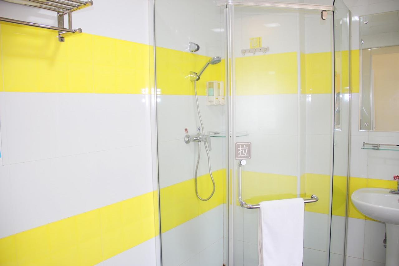 7Days Inn Changchun Renmin Avenue Pingquan Road מראה חיצוני תמונה