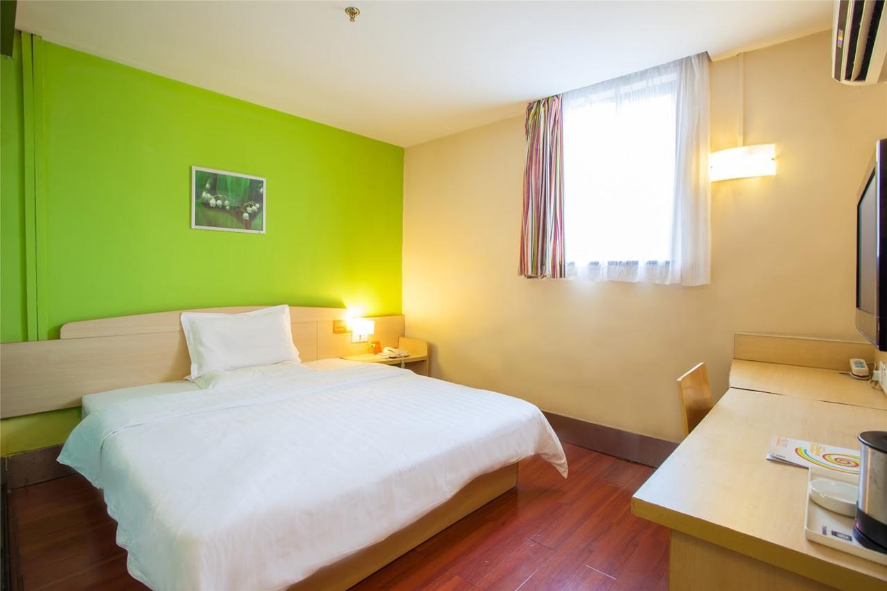 7Days Inn Changchun Renmin Avenue Pingquan Road מראה חיצוני תמונה