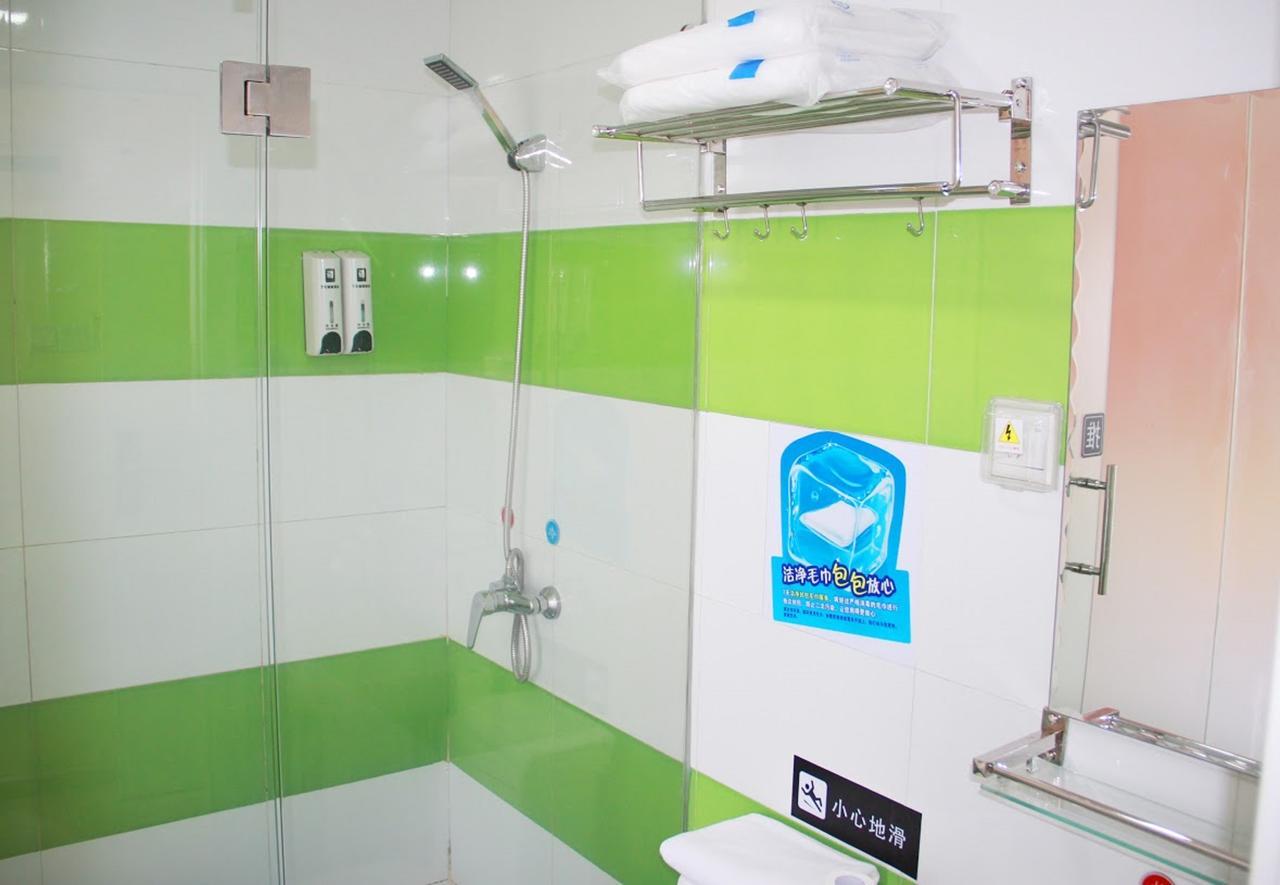 7Days Inn Changchun Renmin Avenue Pingquan Road מראה חיצוני תמונה